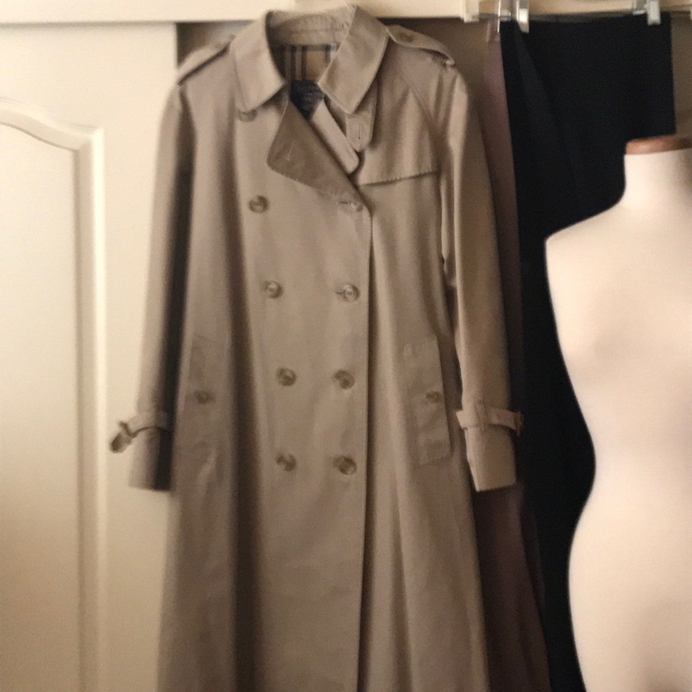 Burburrey original vintage trench coat